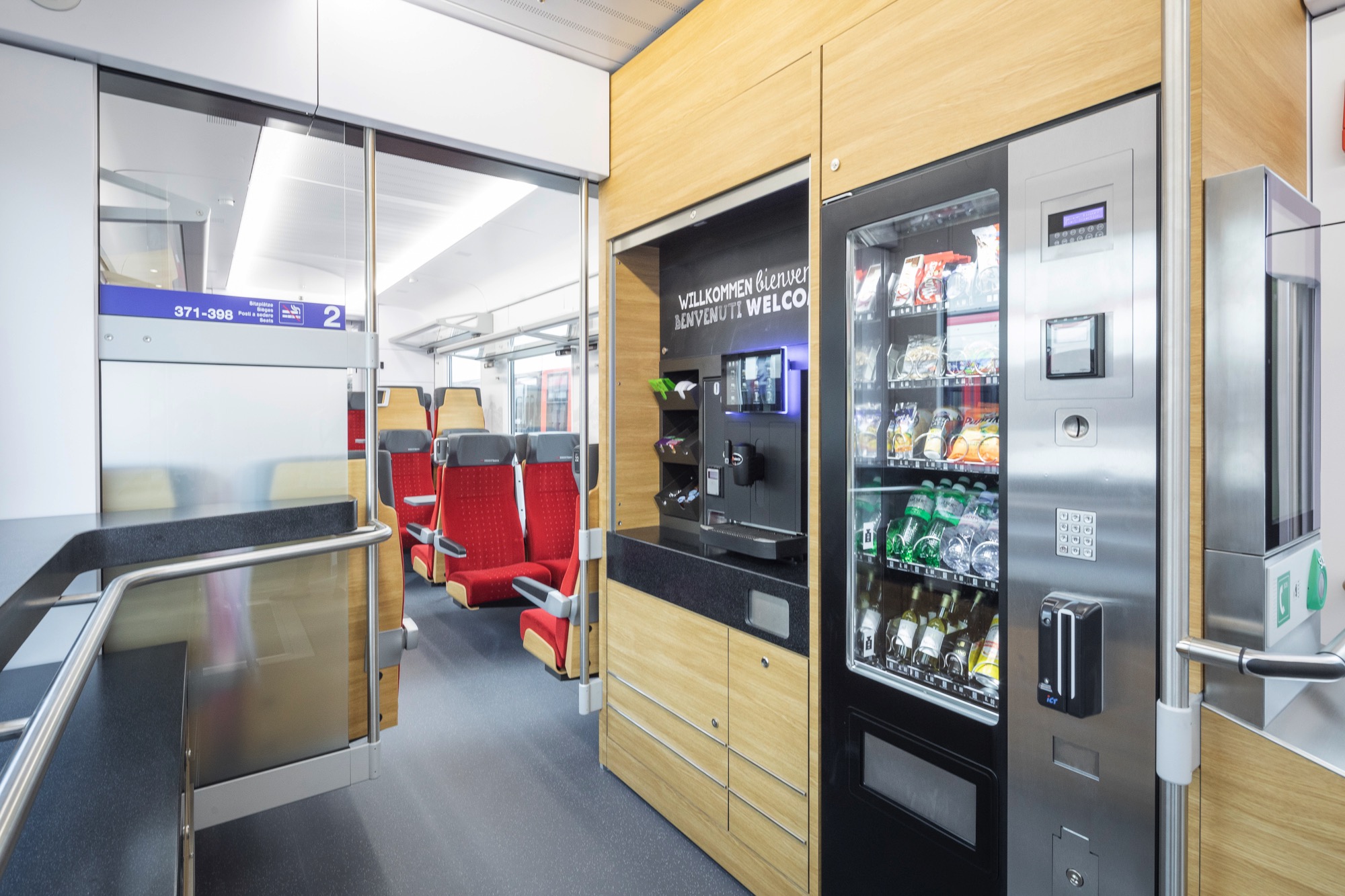 Roll Out des neuen Voralpen Express Zug der Suedostbahn SOB, Stadler Rail, Peter Spuhler